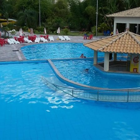Golden Dolphin Express 5Pessoas Mais 1 Crianca Ate 5 Anos Com Toalhas E Roupas De Cama,Lencois, Travesseiros E Fronhas E 3 Parques Aquaticos Termais Limpeza Impostos E Taxas Ja Incluso Caldas Novas Zewnętrze zdjęcie